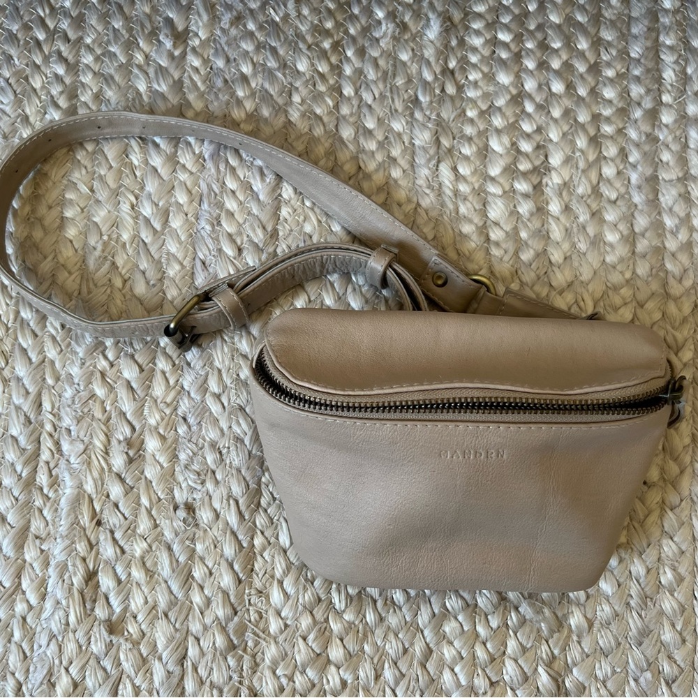 MANDRN Remy Vegan Leather Bag
